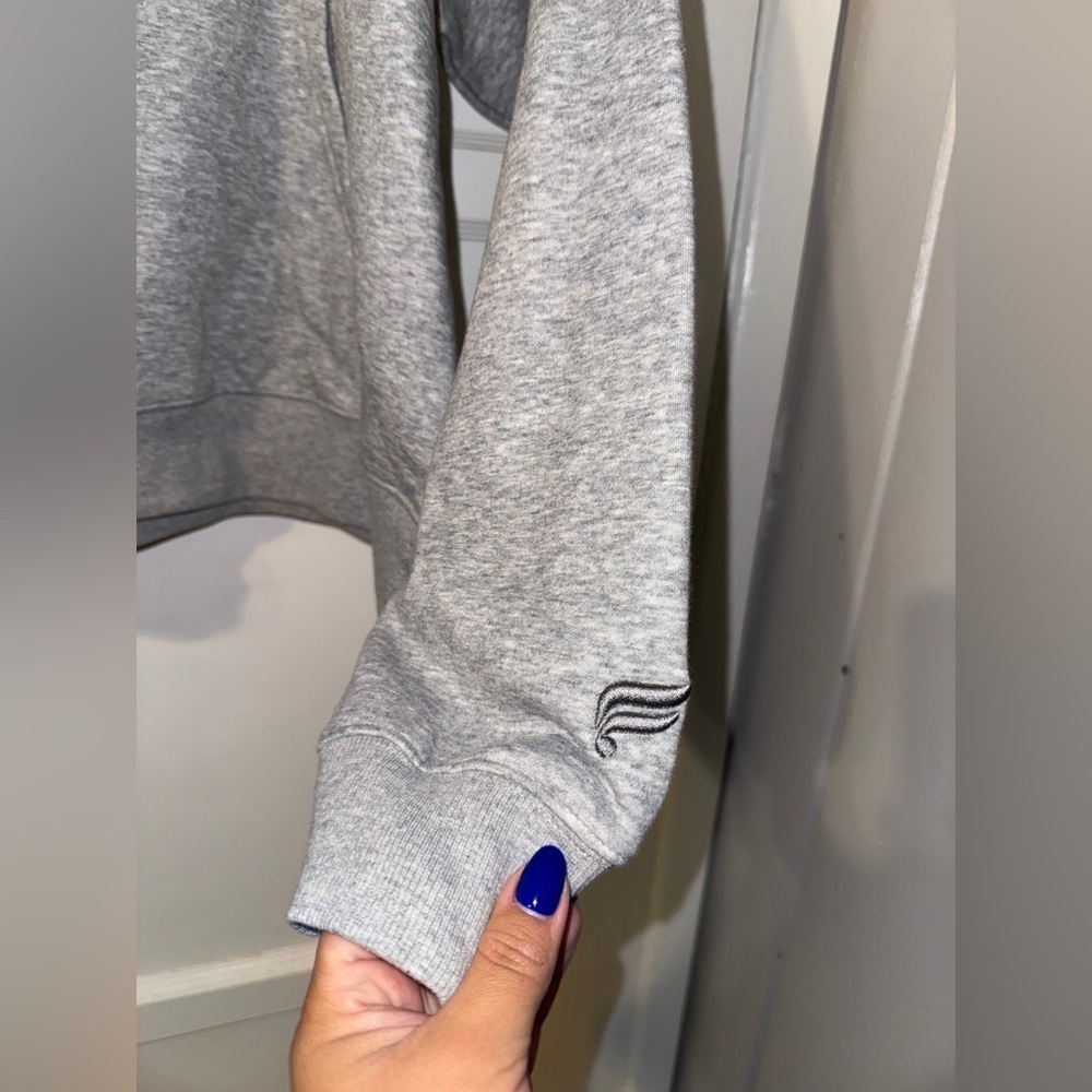 Fabletics Women Grey Hoodie NWT XL - Picture 5 of 7